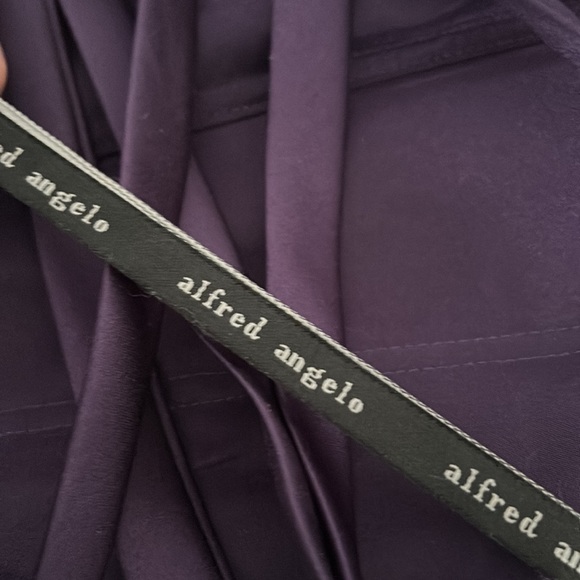 Alfred Angelo purple formal dress - Picture 5 of 8